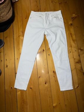Just Black Denim Classic White Women's Jeans